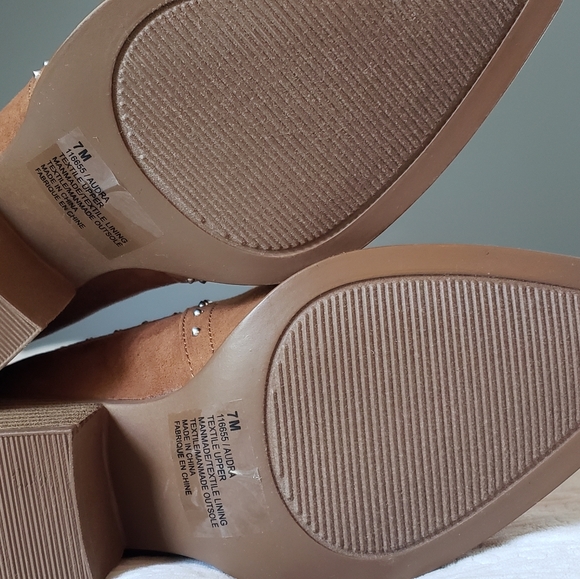 Audra studded pointed ankle boot - Picture 3 of 3